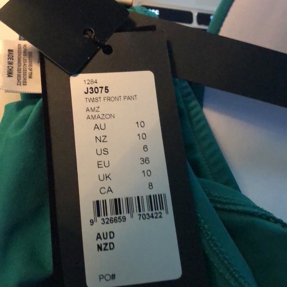 Jetset Twist Bikini - Picture 7 of 7